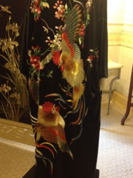Cock-fighting dressing gown