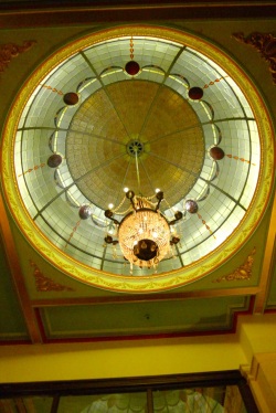 Ornate dome and light - Carrington Hotel