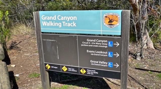 NSW NPWS sign at Neates Glen – Grand Canyon Walking Track, Blackheath, Blue Mountains National Park | Dayna's Blog